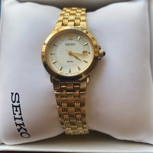 Seiko 50m gold Womens watch